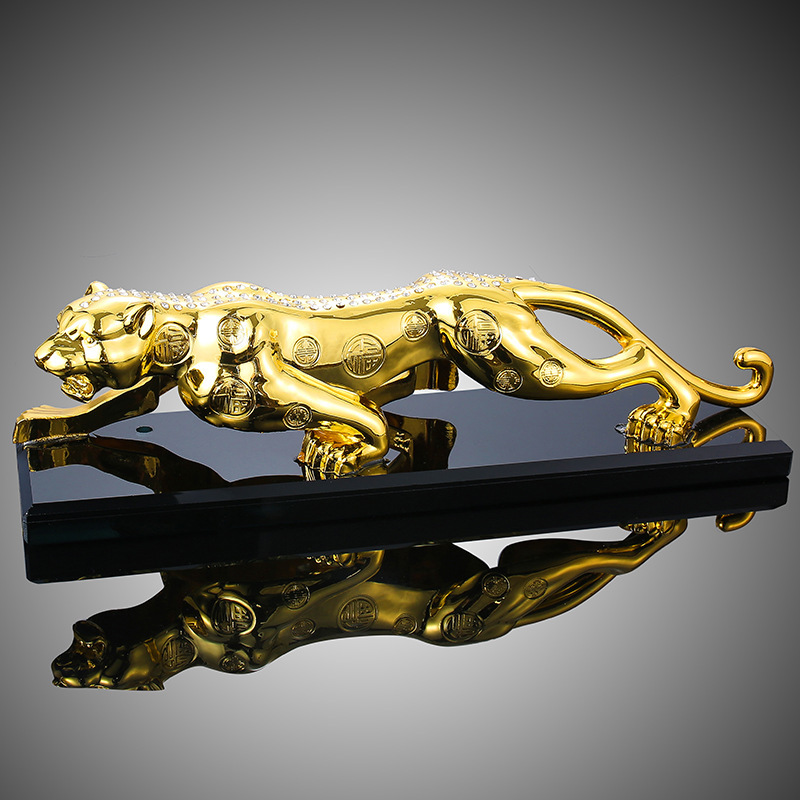 Leopard Car Perfume Ornament Creative Jewelry - Image 2