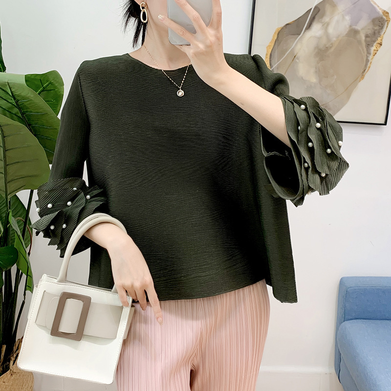 Women's Pleated Bell Sleeve Top Beaded Round Neck — изображение 9