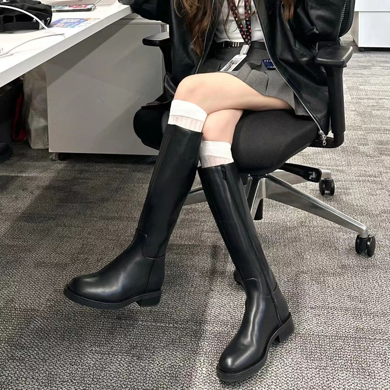 Round Toe Side Zipper Fleece-lined Long Biker Boots Women's Autumn And Winter - Image 3