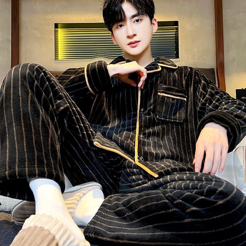 Pajamas Men's Autumn And Winter Thick Coral Fleece Suit - Image 2