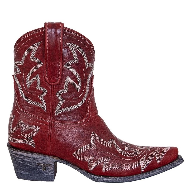 Women's Embroidered Pointed Leather Boots In Plus Size - Image 3
