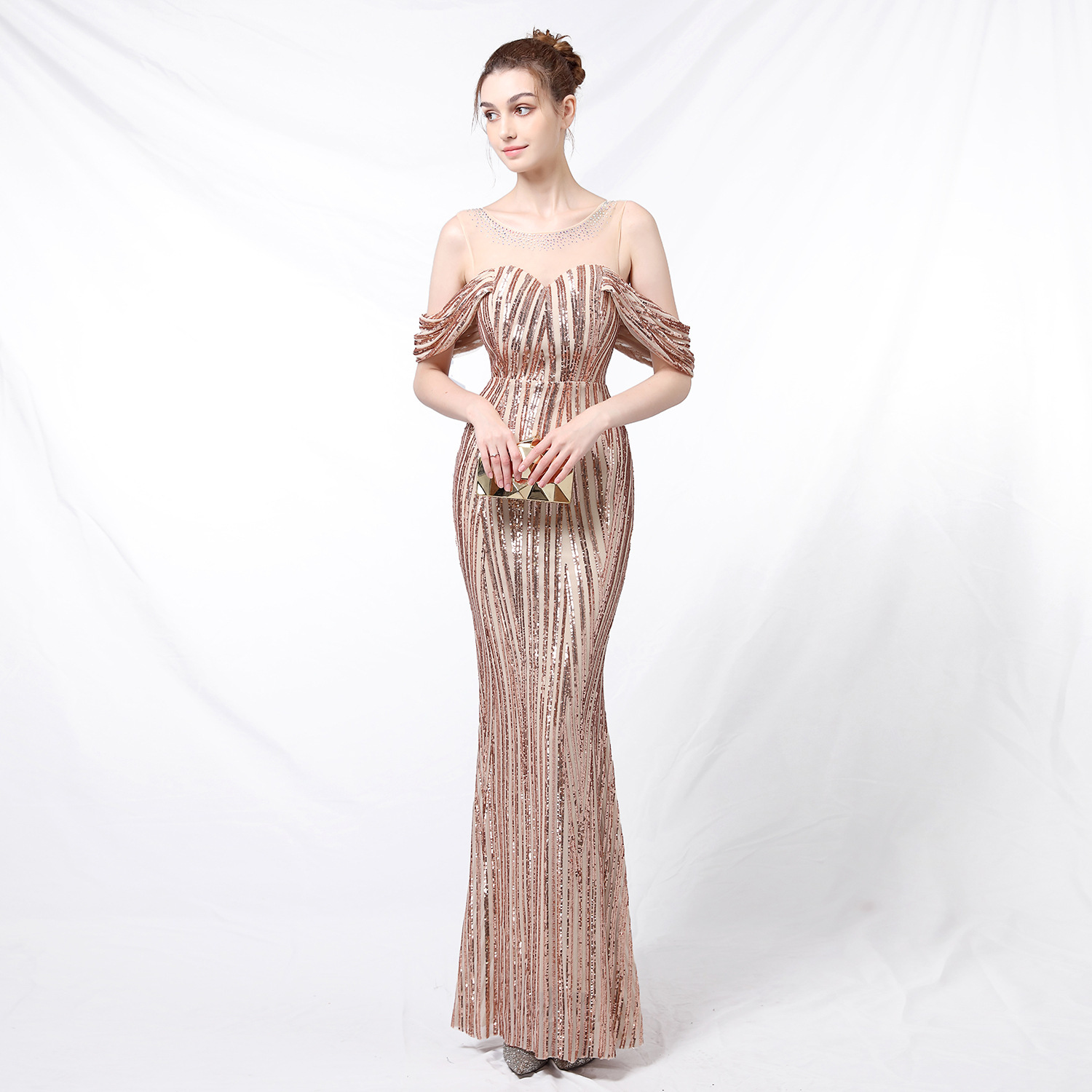 Long Sequined Long Dress With Front And Back - Image 4
