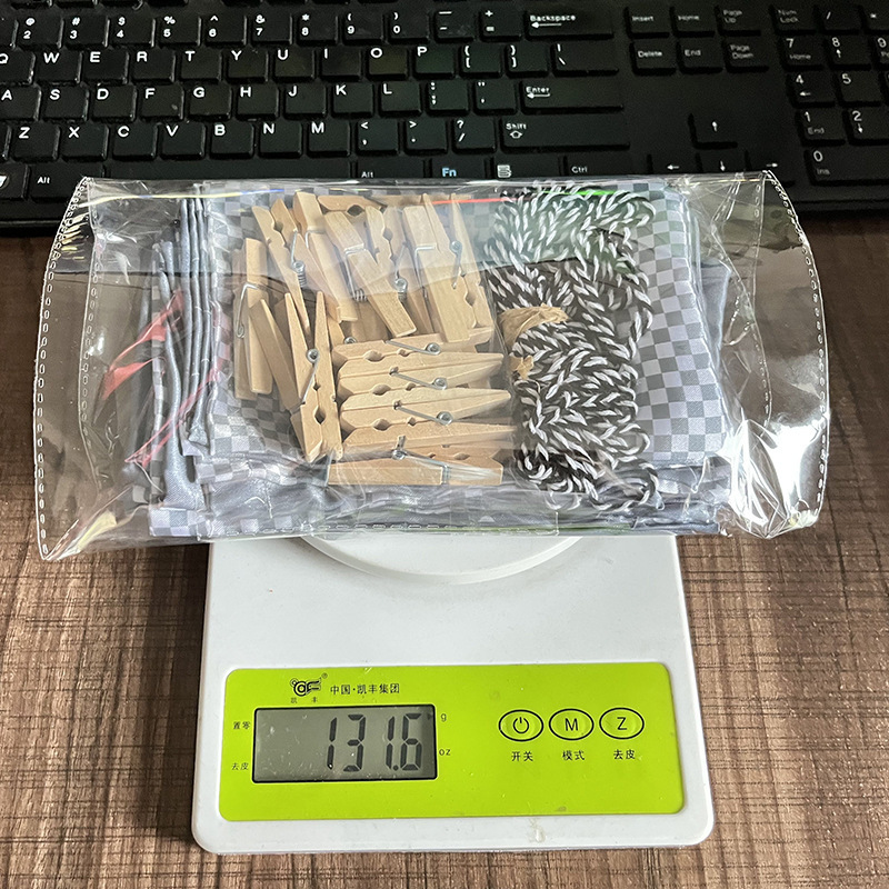 Advent Calendar Christmas Satin Cloth Gift Bag Set - Image 3