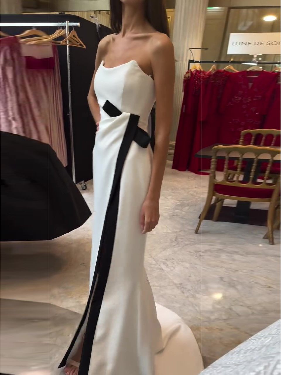 Strapless Black And White Contrasting Slit Dress - Image 3