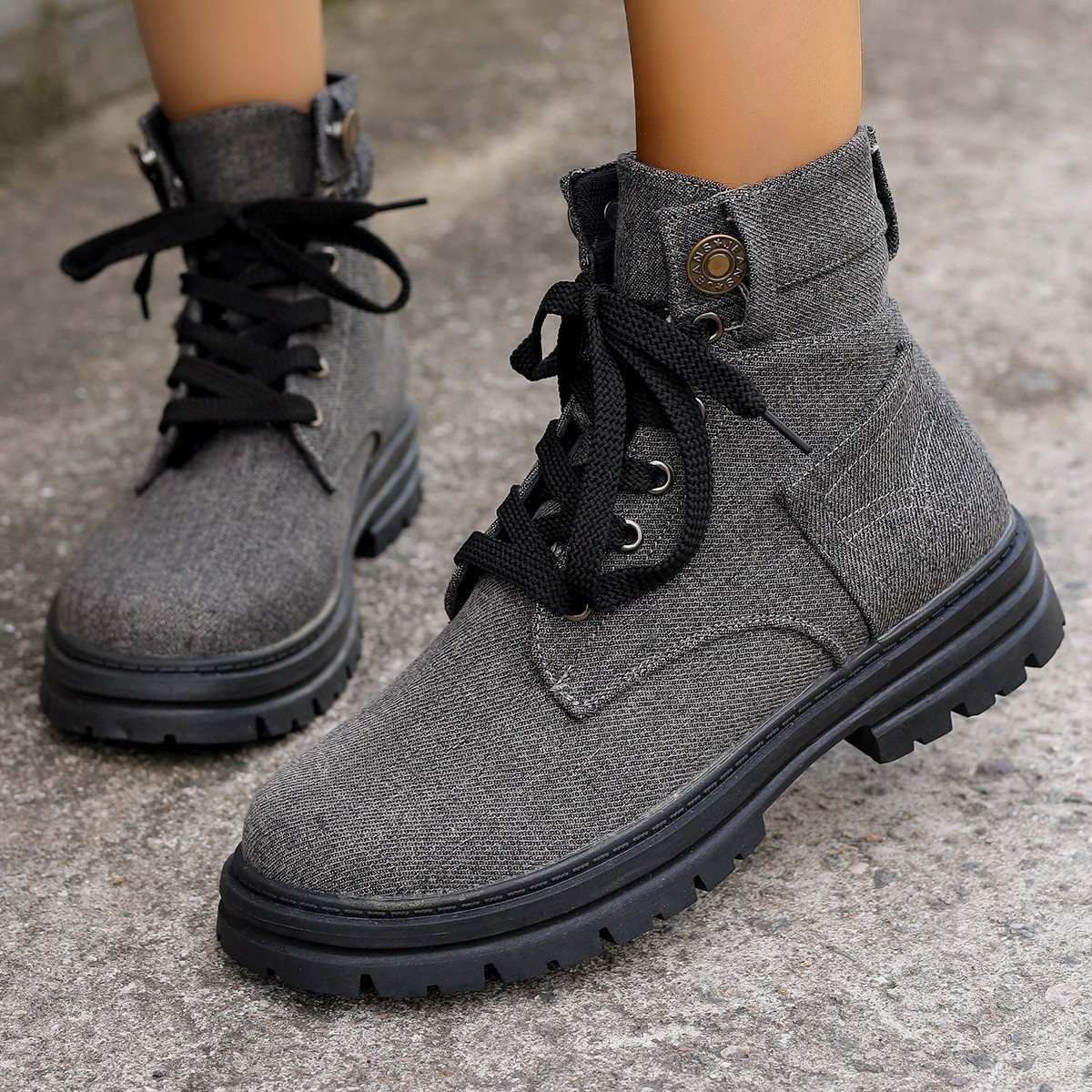 Plus Size Platform Martin Boots Female Lace Up Casual Ankle Boots - Image 3