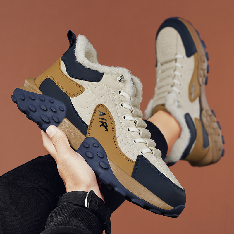 Winter Slip-on Casual Sports Men's Warm With Velvet Work Safety Shoes - Image 4