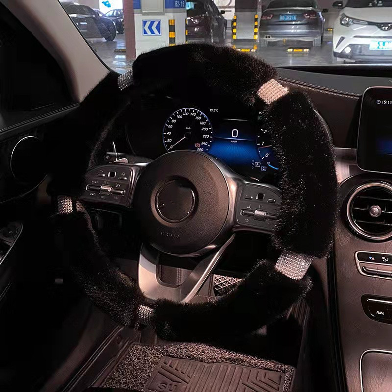 Diamond Studded Plush Car Steering Wheel Cover – Bild 3