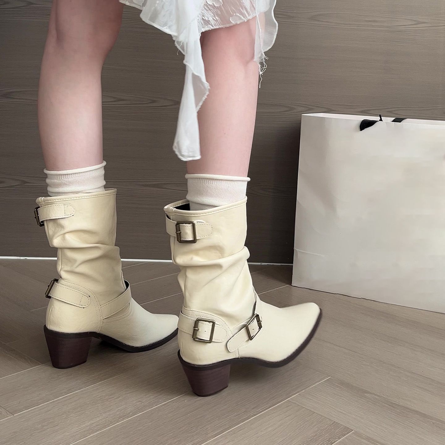 Fashion All-match Comfort And Casual Pointed Toe Chunky Heel Women's Boots - Image 3