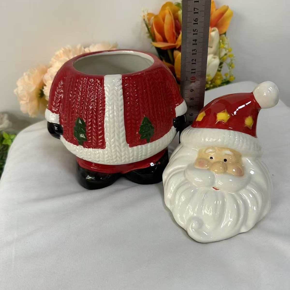 Cute Ceramic Santa Claus Storage Tank Table Decorative Ornament - Image 4