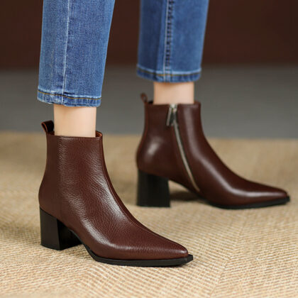 Autumn And Winter Women's Simple Leather Boots