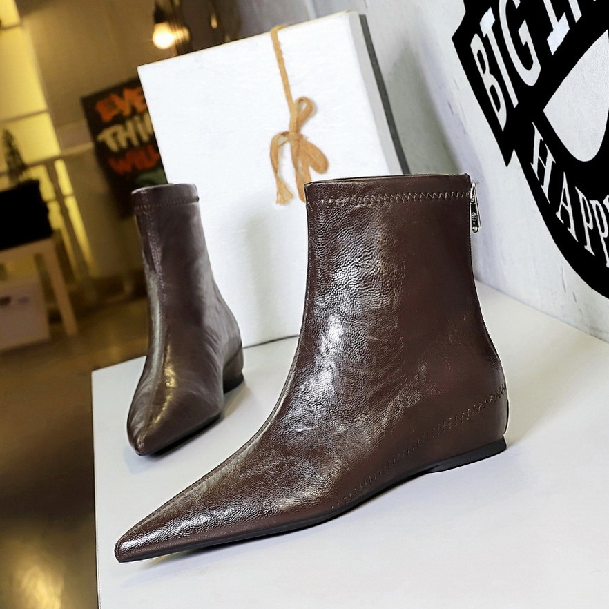 Retro Female Boots Comfortable Low Heel Wedge Hidden Heel - Image 6