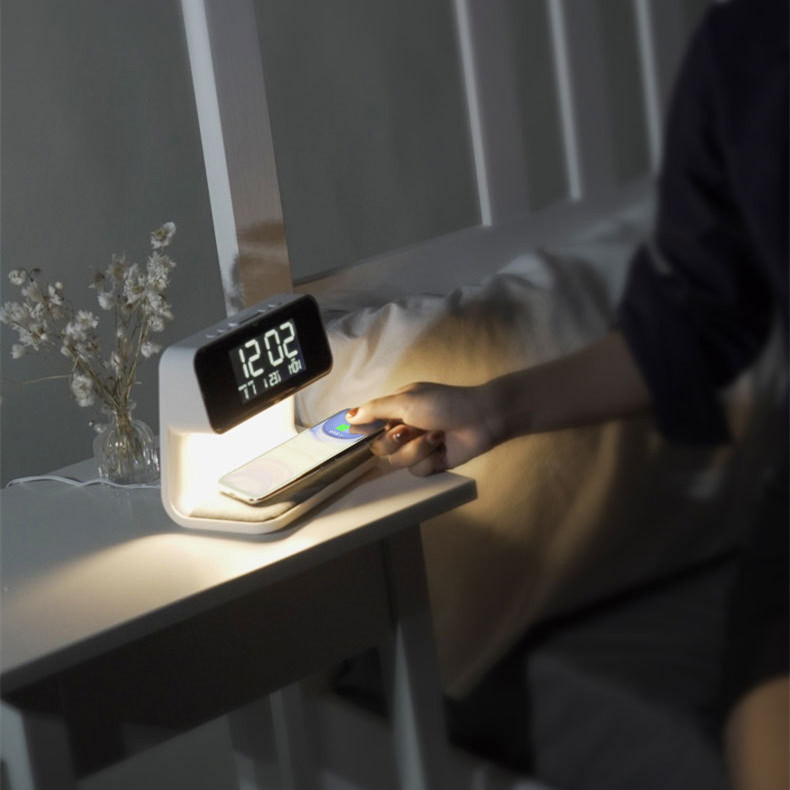 Creative 3 In 1 Bedside Lamp Wireless Charging LCD Screen Alarm Clock Wireless Phone Charger - Image 6