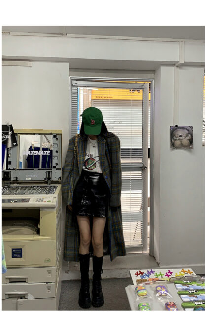 New Hepburn Plaid Woolen Coat Jacket Temperament Small Coat Trend