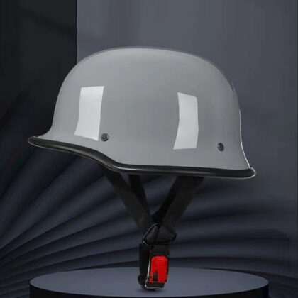Men's Simple Retro Motorcycle Soldier Steel Helmet